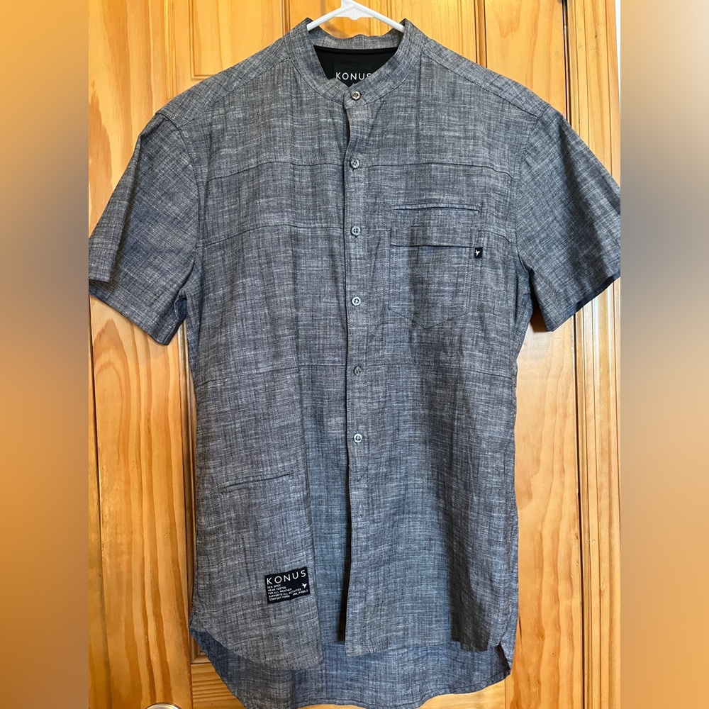 KONOS Short sleeve button down top